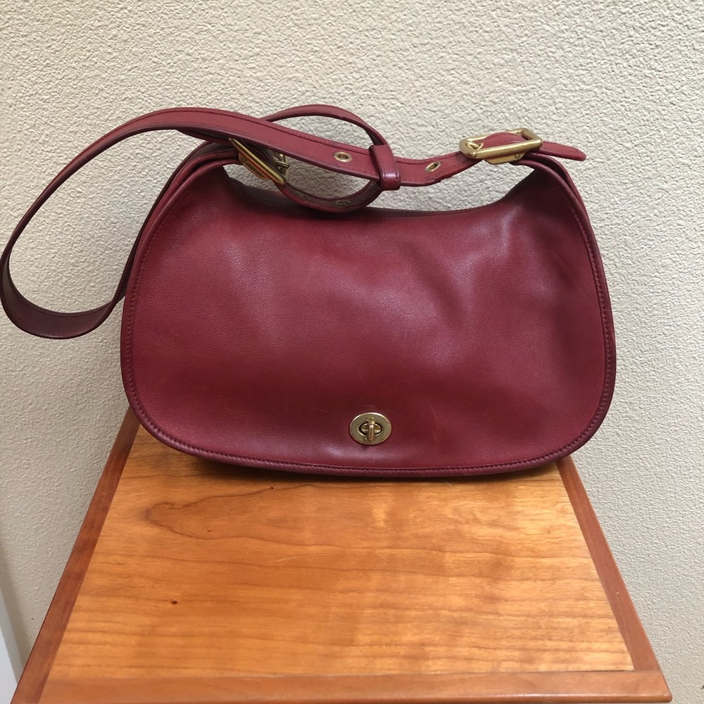 Vintage COACH crescent saddle bag, G2P-9338